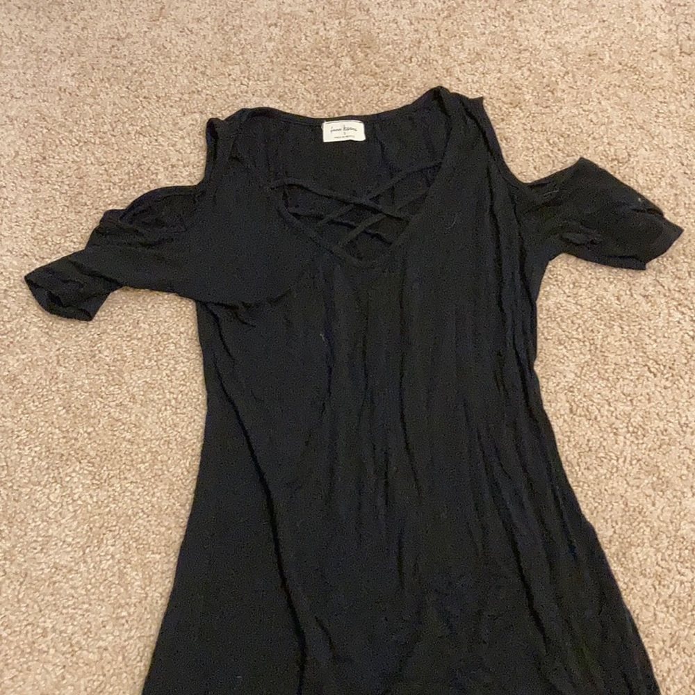 black dress with cut out sleeves